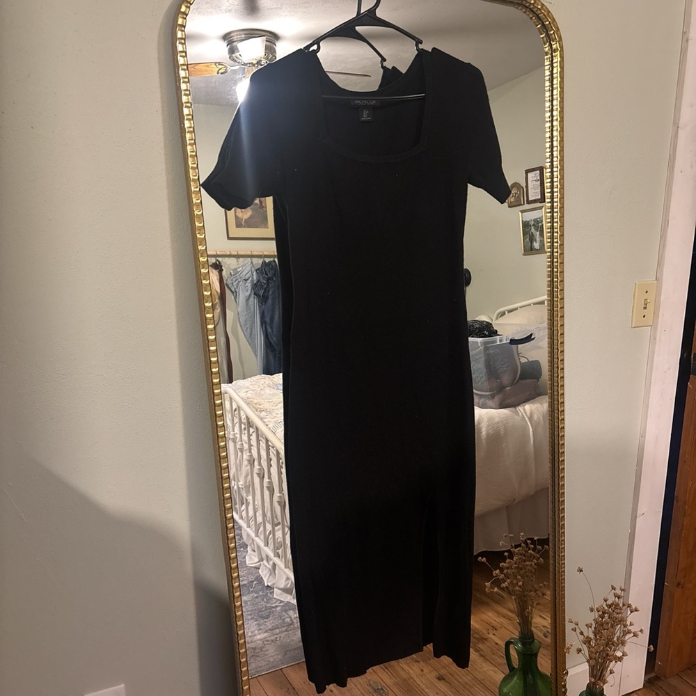 Elegant Black Midi Dress